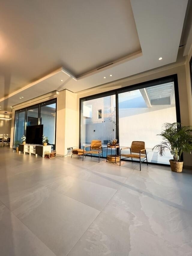 SB CHALET
