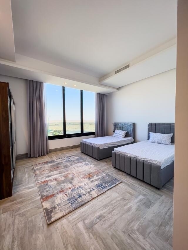 Lantana chalet
