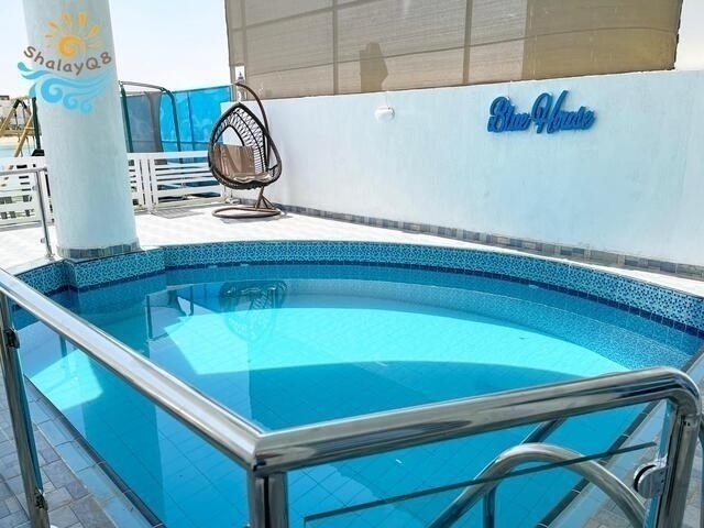 blue house 2