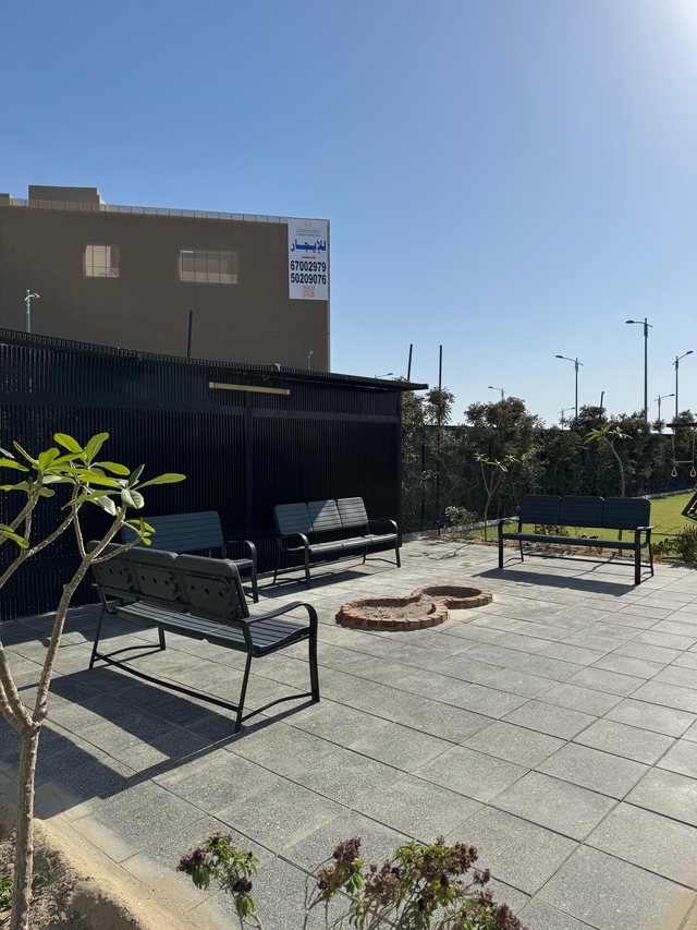 THE GARDEN