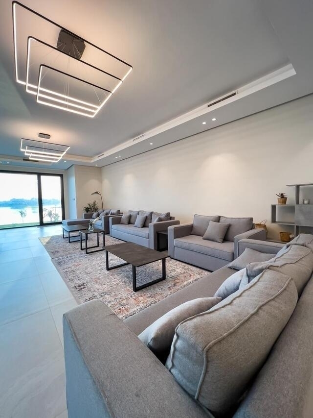 SB CHALET