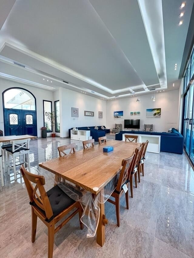 CHALET 216