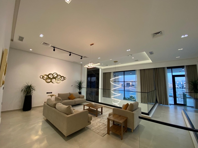 S CHALET