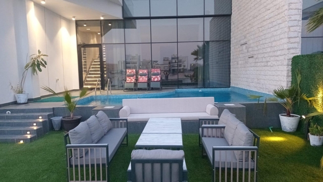 S CHALET